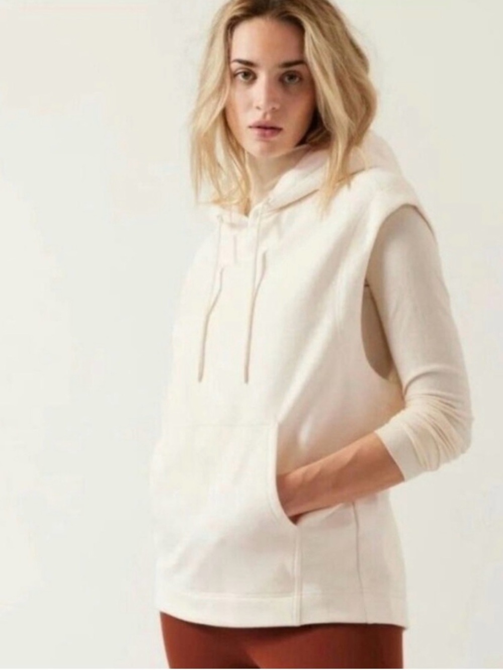 Athleta Retroplush Cocoon Sleeveless Cream‎ Sweatshirt, Size S